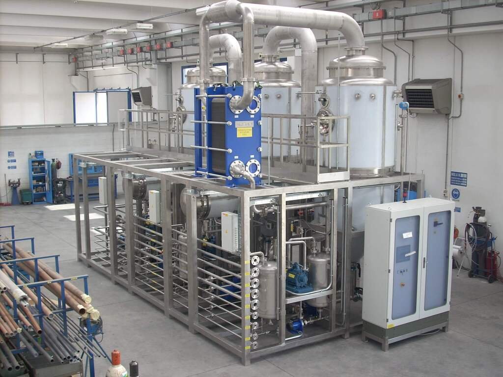 distillation desalination technology